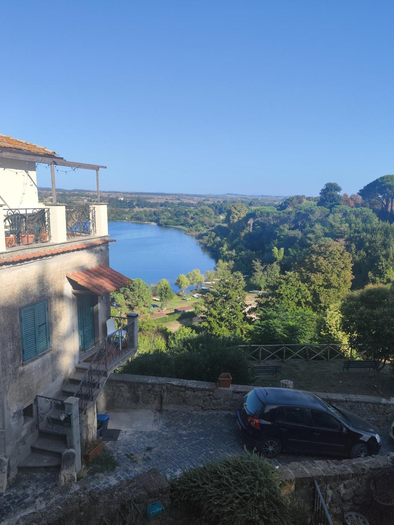 Chalet Romantico Sul Lago Apartment Anguillara Sabazia Luaran gambar